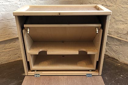 Manchester-Metropolitan-University-Lectern4